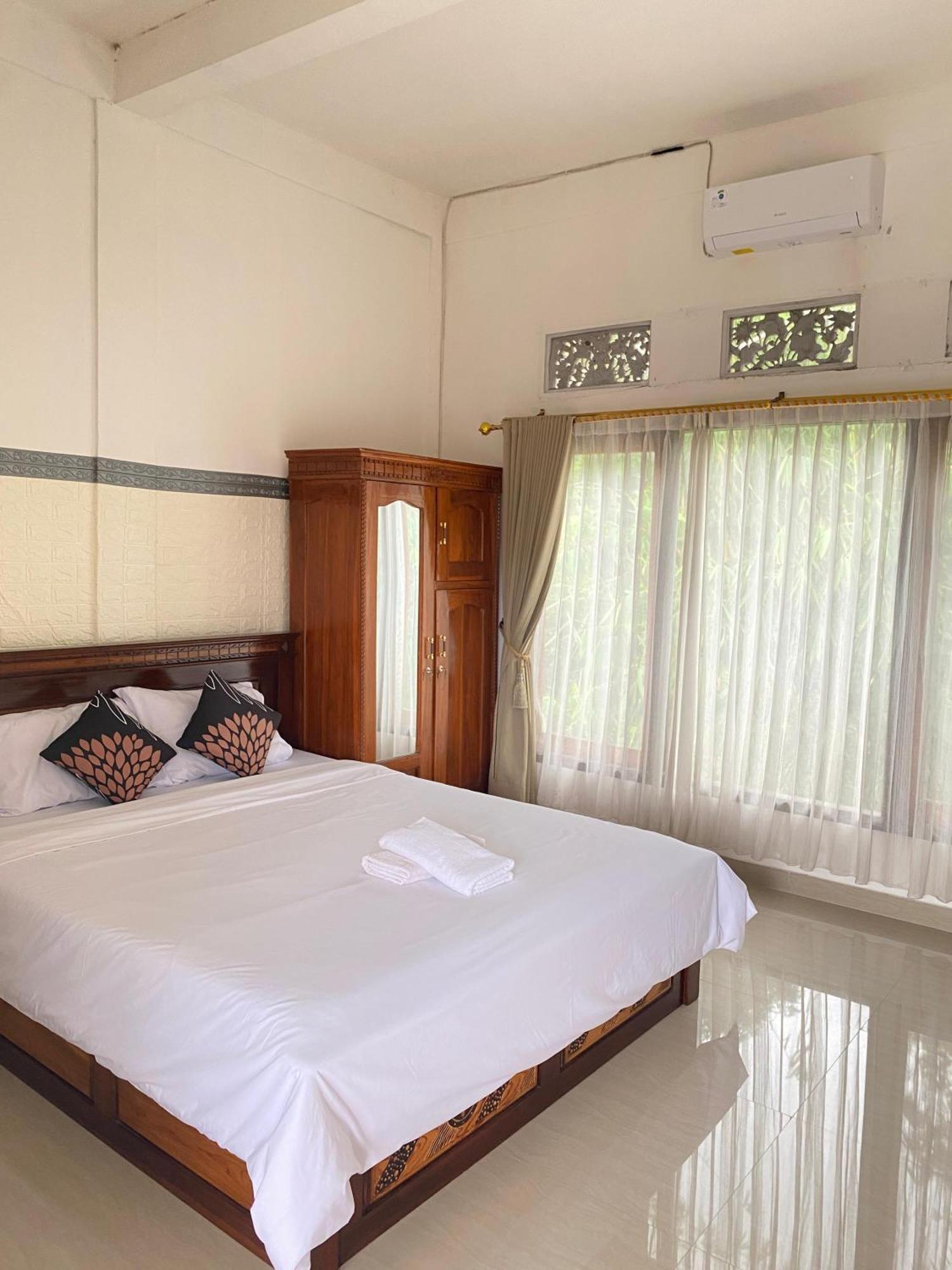 סיידמן Sri Sedana Guest House מראה חיצוני תמונה
