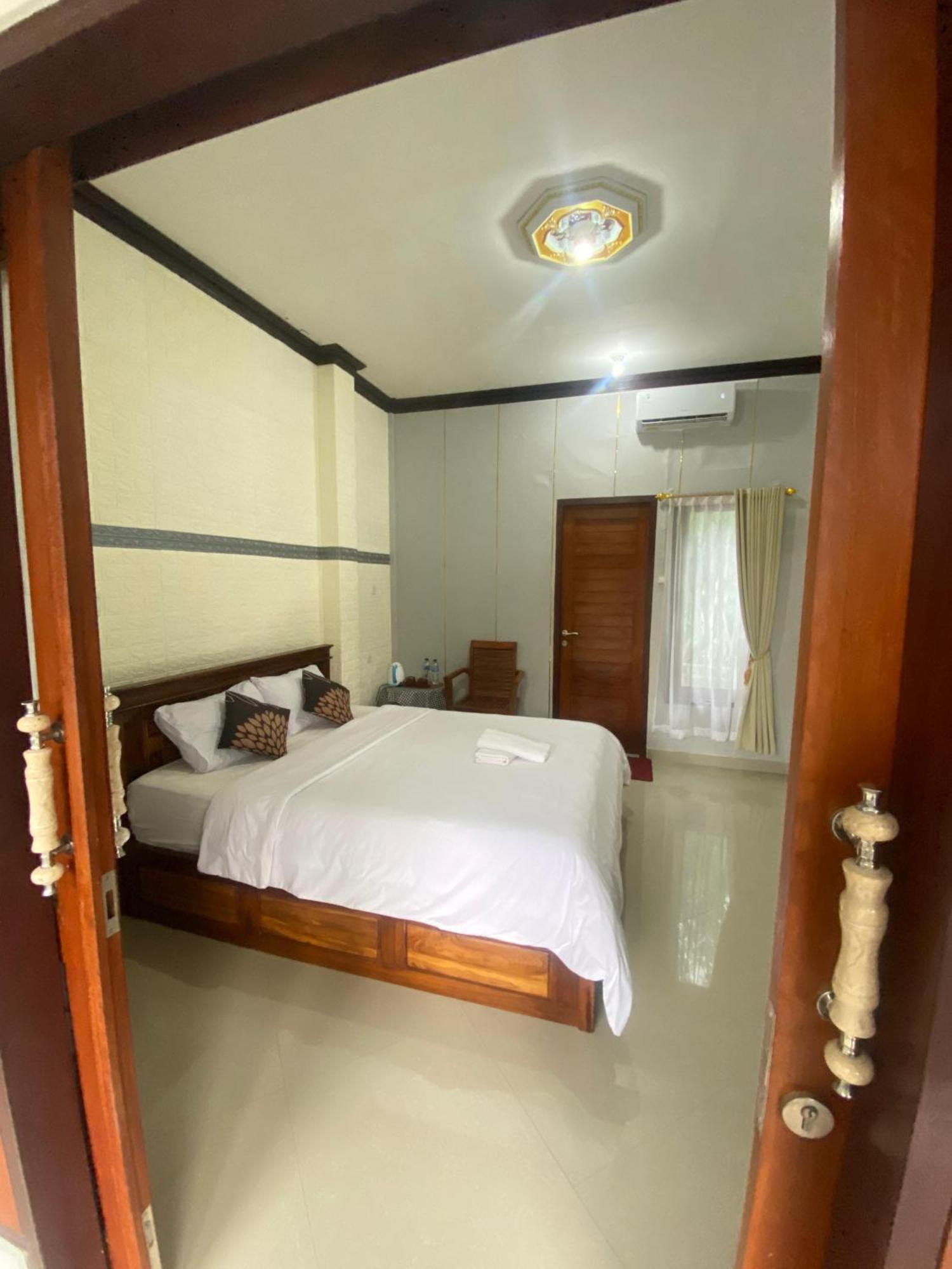 סיידמן Sri Sedana Guest House מראה חיצוני תמונה
